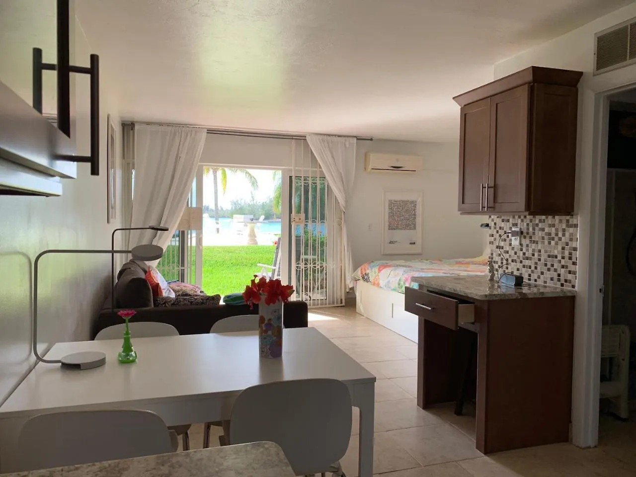Obera Beach #105 Freeport